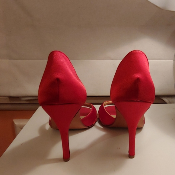 Shoes - Picture 3 of 8